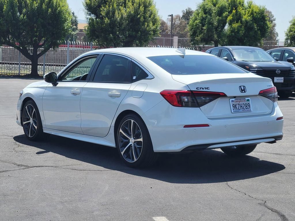 Used 2024 Honda Civic Touring image 3