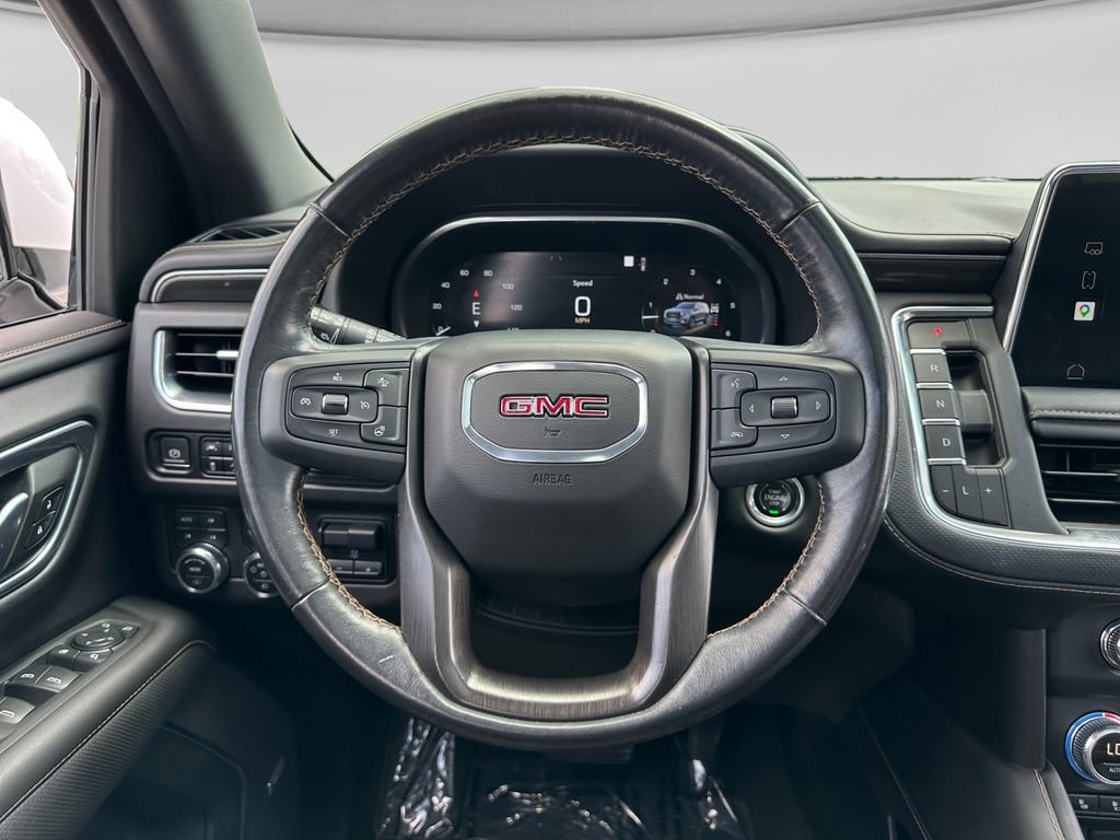 Used 2022 GMC Yukon XL AT4 w/ AT4 Premium Plus Package AWD/4WD image 13