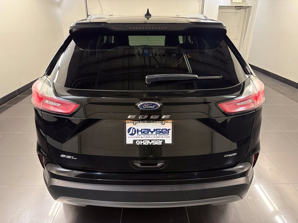 Certified 2024 Ford Edge SEL w/ Convenience Package AWD/4WD image 5