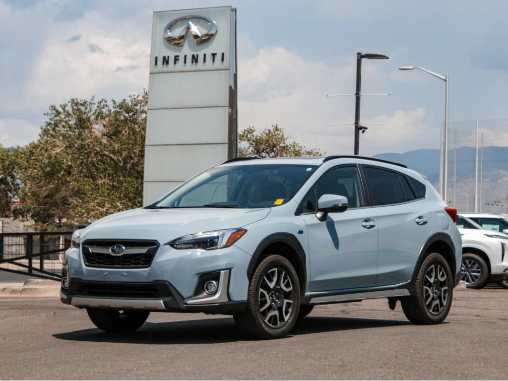 Used 2019 Subaru Crosstrek Hybrid w/ Moonroof Package w/Navigation AWD/4WD image 1
