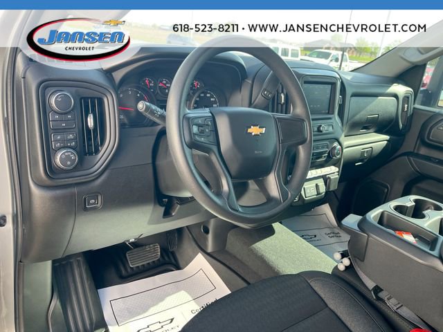 Used 2024 Chevrolet Silverado 2500 Custom w/ Custom Value Package image 10