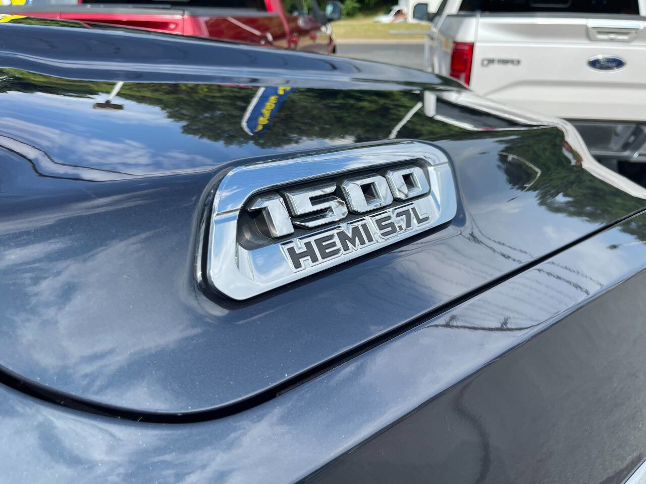 Used 2019 RAM 1500 Laramie image 13