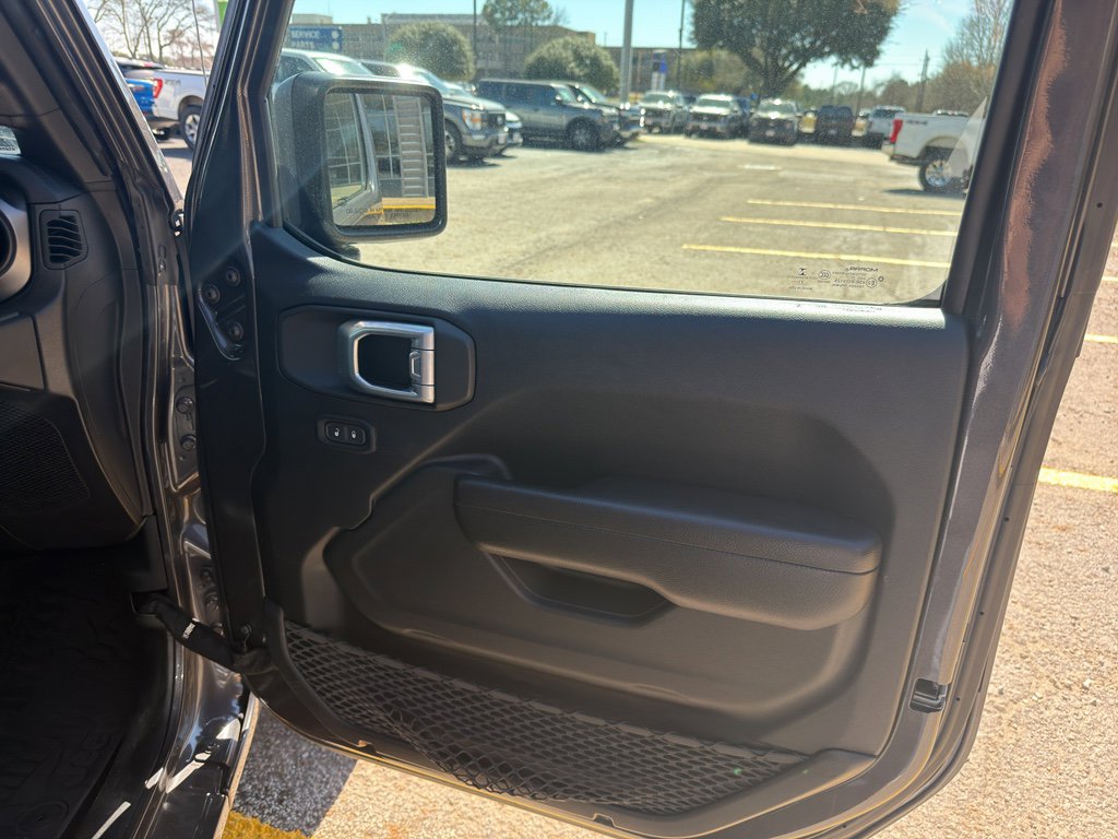 Used 2021 Jeep Wrangler Unlimited Sport image 13