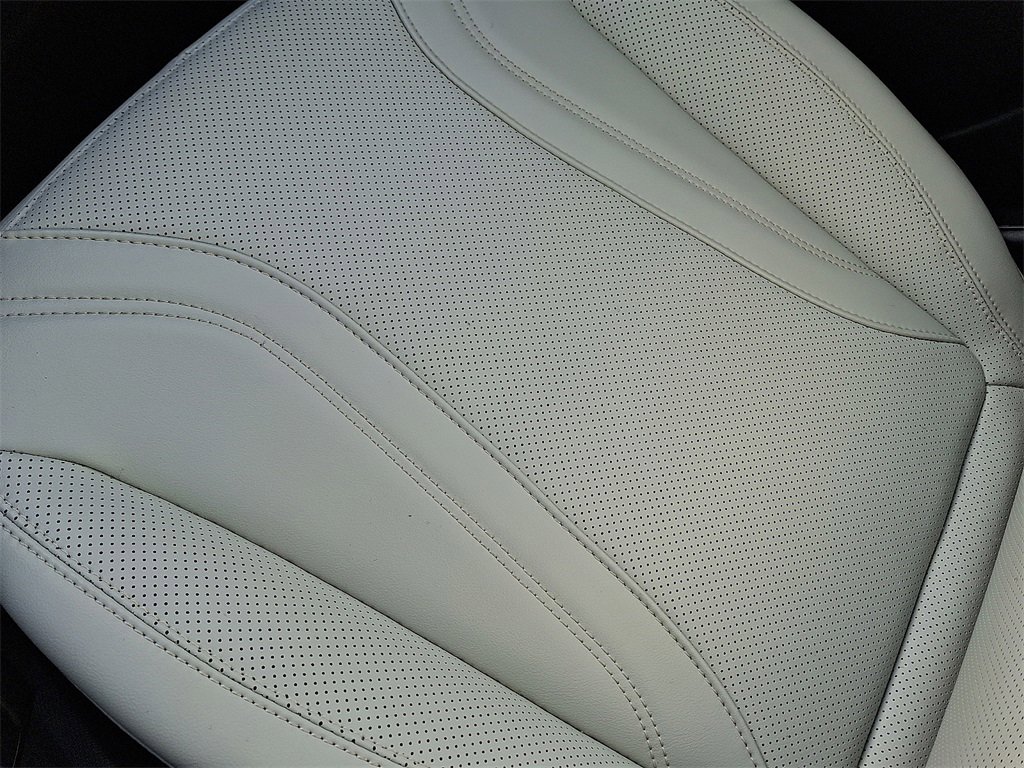 Used 2023 Ford Mustang Mach-E Premium image 26