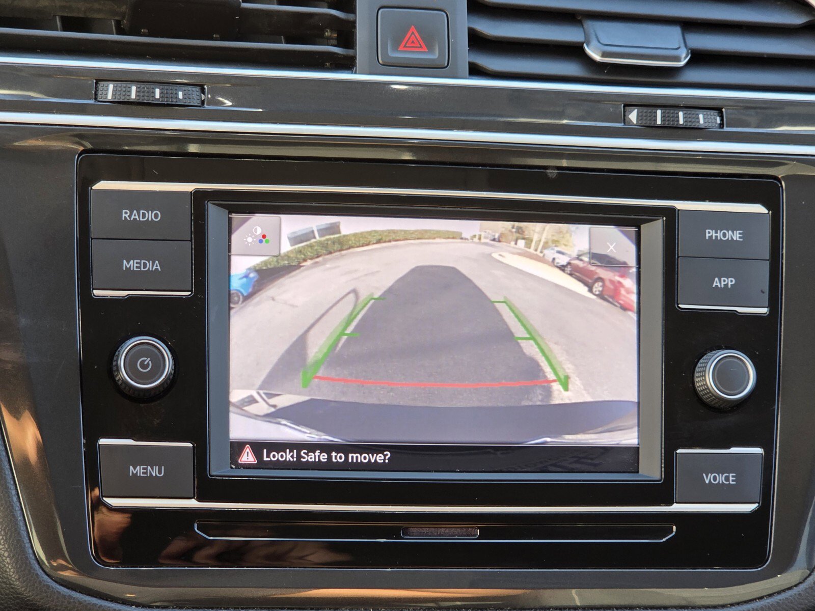 Used 2024 Volkswagen Tiguan S image 20