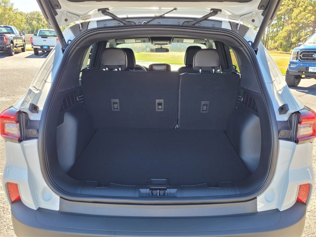 New 2026 Ford Escape ST-Line image 11