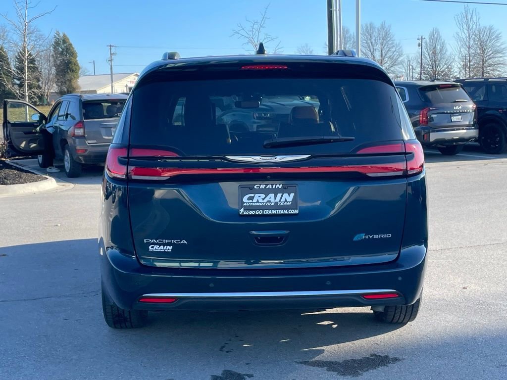 Used 2023 Chrysler Pacifica Pinnacle image 6