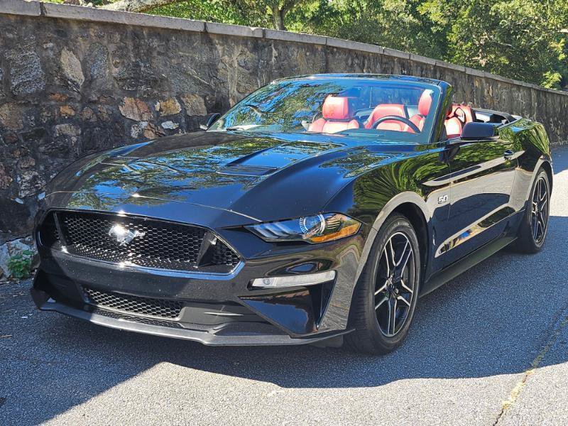 Used 2018 Ford Mustang GT Premium w/ Equipment Group 401A RWD image 25