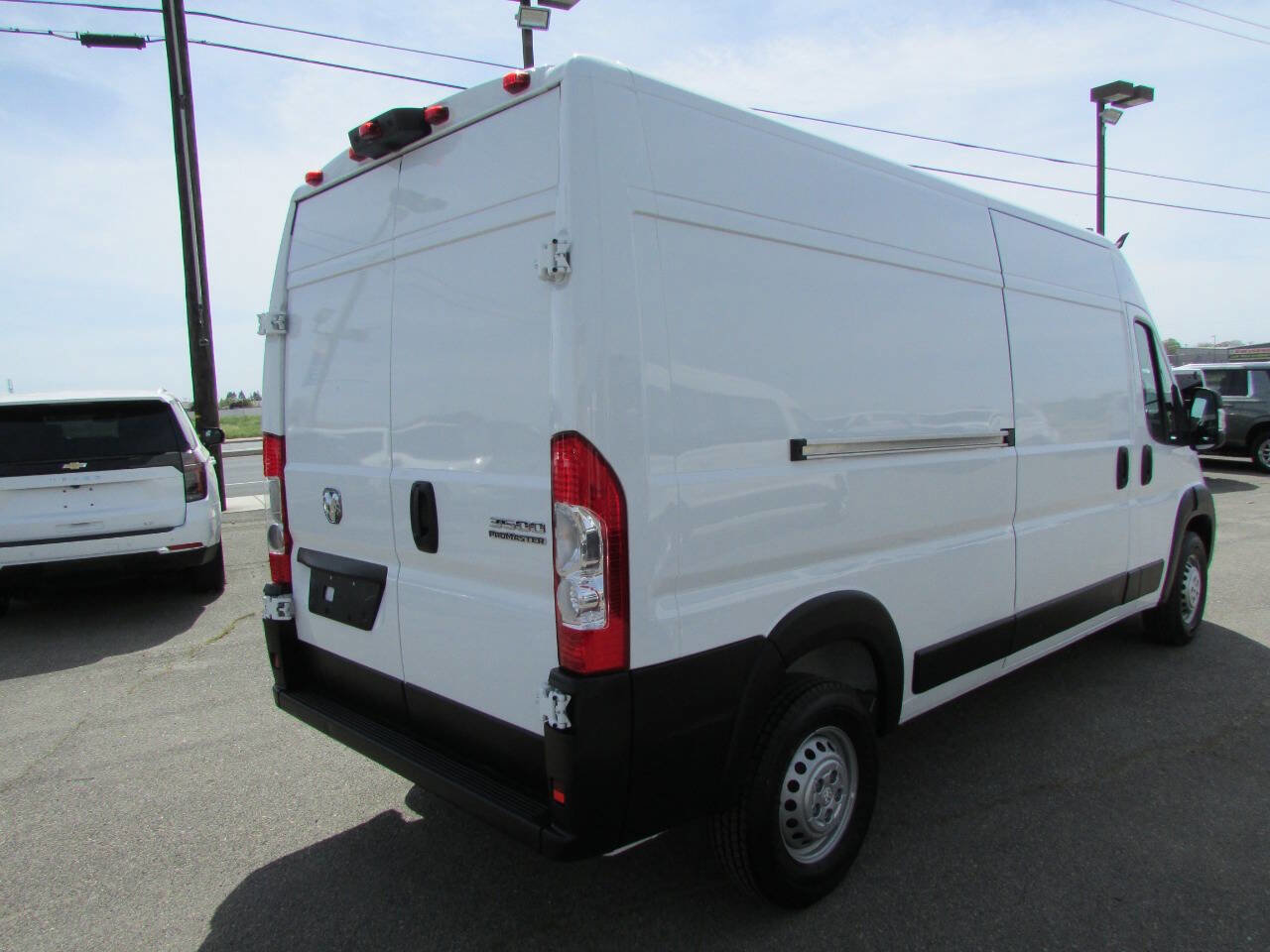 Used 2025 RAM ProMaster 3500 w/ Convenience Group FWD image 7