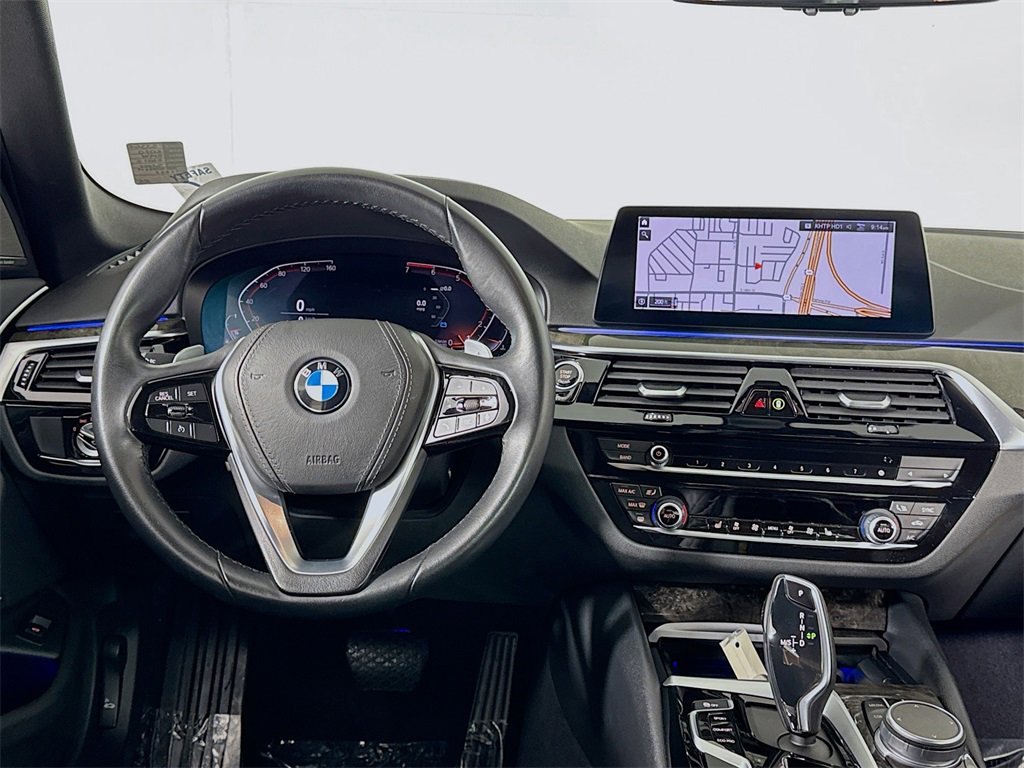Used 2020 BMW 530i xDrive w/ Executive Package image 14