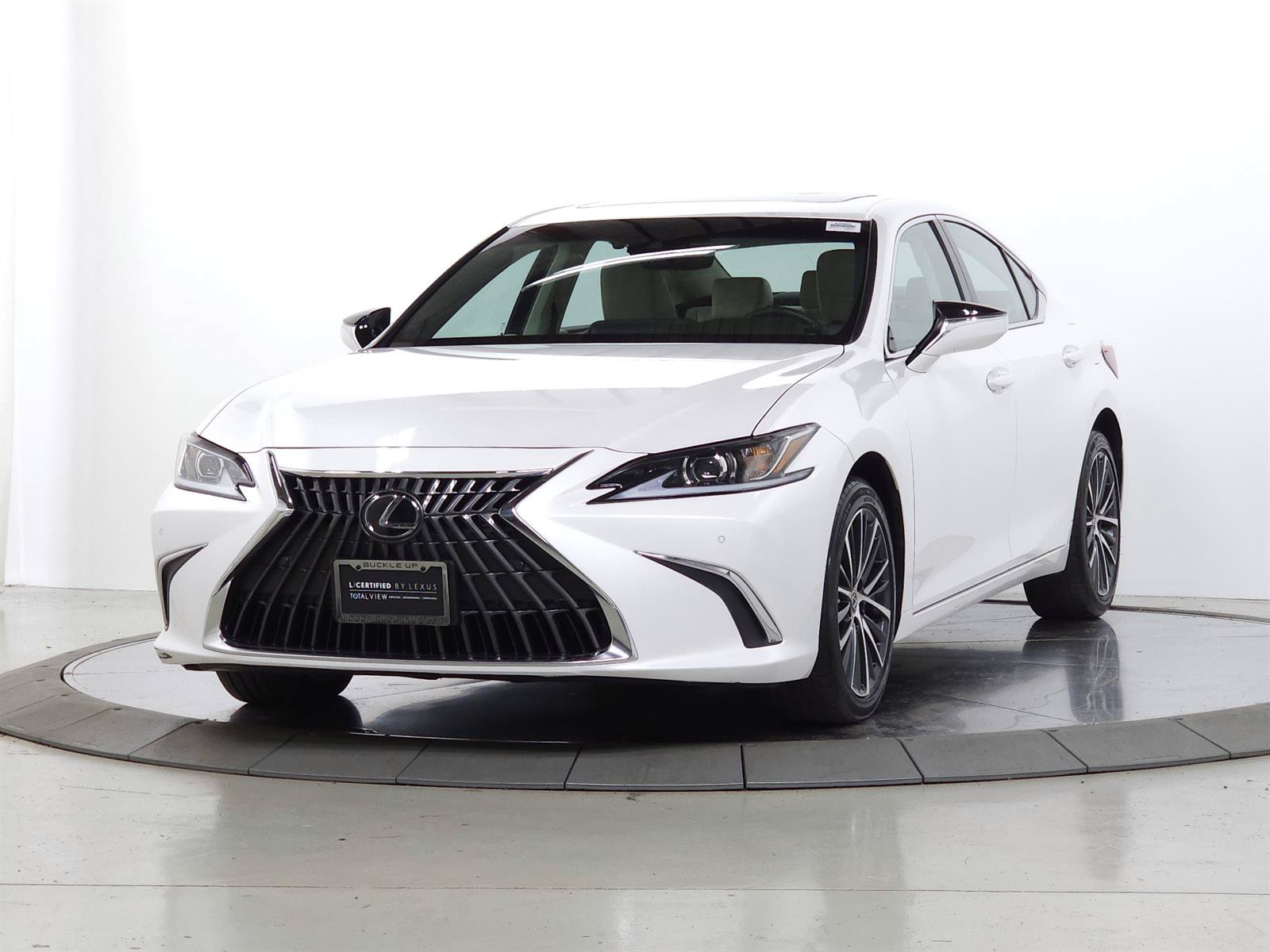 Certified 2024 Lexus ES 350 w/ Premium Package FWD image 3