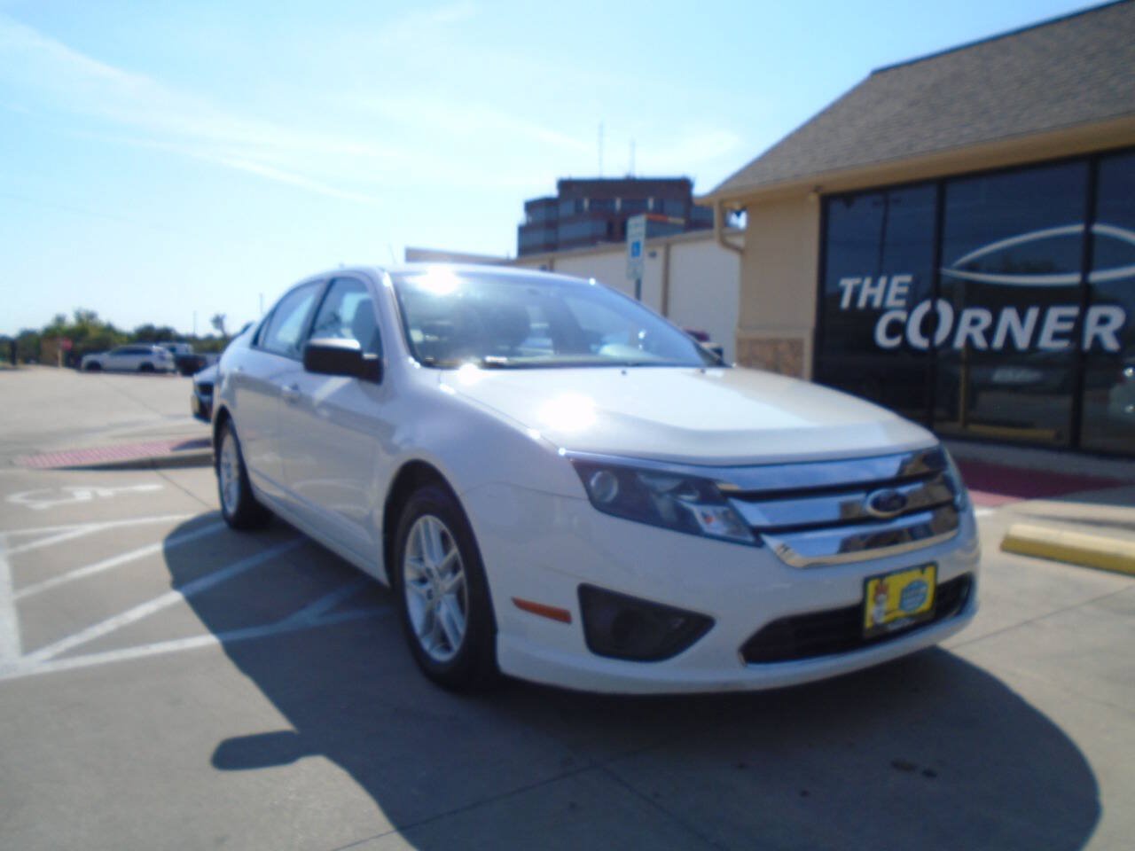 Used 2012 Ford Fusion S FWD image 1