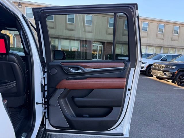 Used 2024 GMC Yukon XL Denali Ultimate image 29