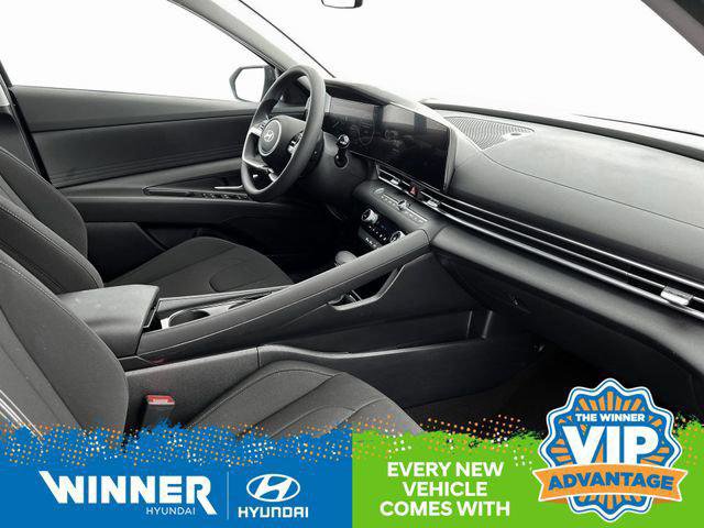 New 2025 Hyundai Elantra Blue image 15