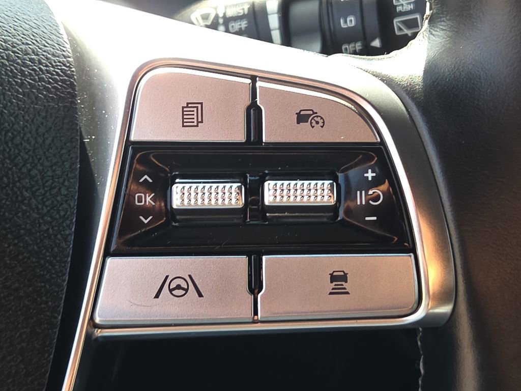 Used 2023 Kia Telluride EX X-Line AWD/4WD image 25