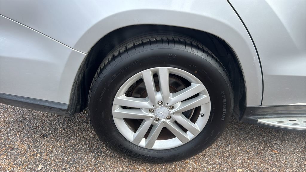 Used 2013 Mercedes-Benz GL 450 4MATIC image 20