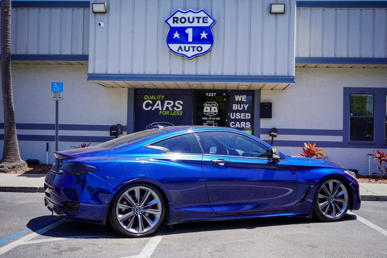 Used 2018 INFINITI Q60 Red Sport 400 w/ Sensory Package 3.0T Sport RWD image 4