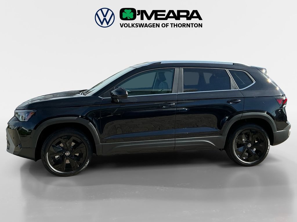 New 2026 Volkswagen Taos SE FWD image 2