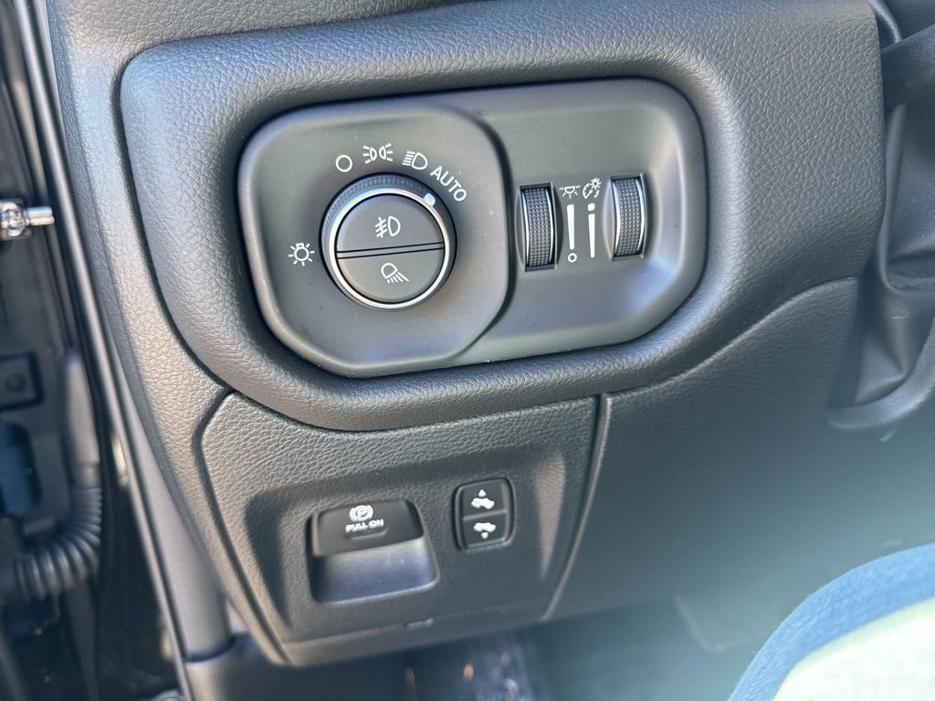 Certified 2025 RAM 1500 Laramie w/ Sport Appearance Package image 18