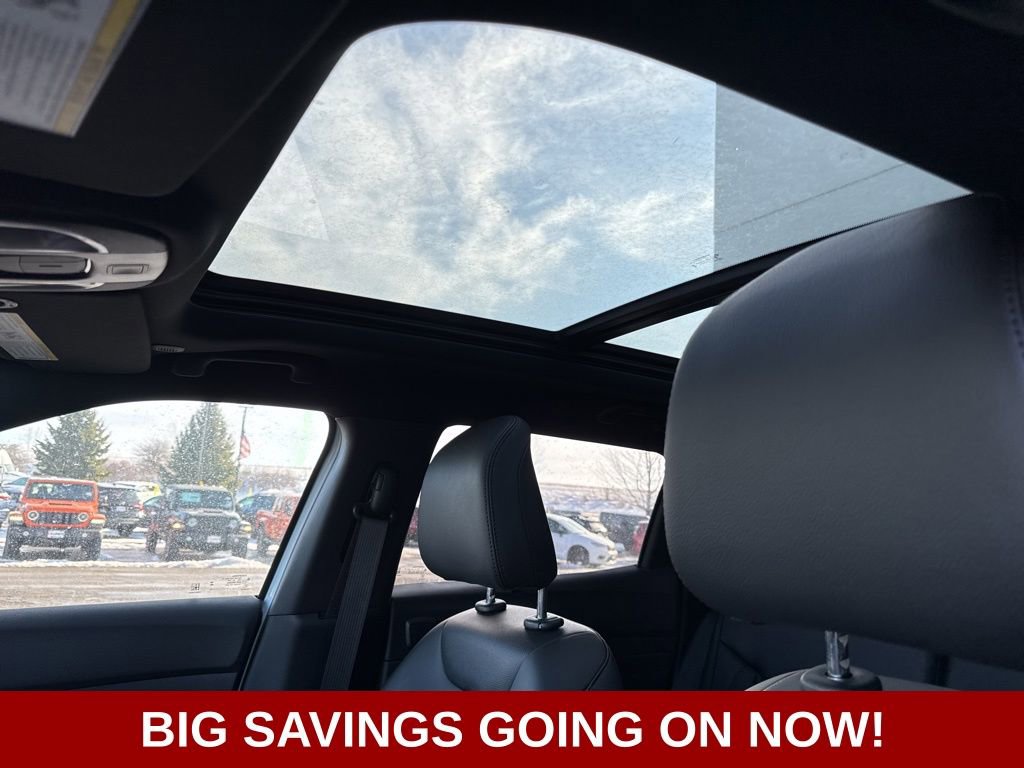 New 2025 Jeep Compass Trailhawk w/ Trailhawk Elite Group image 38