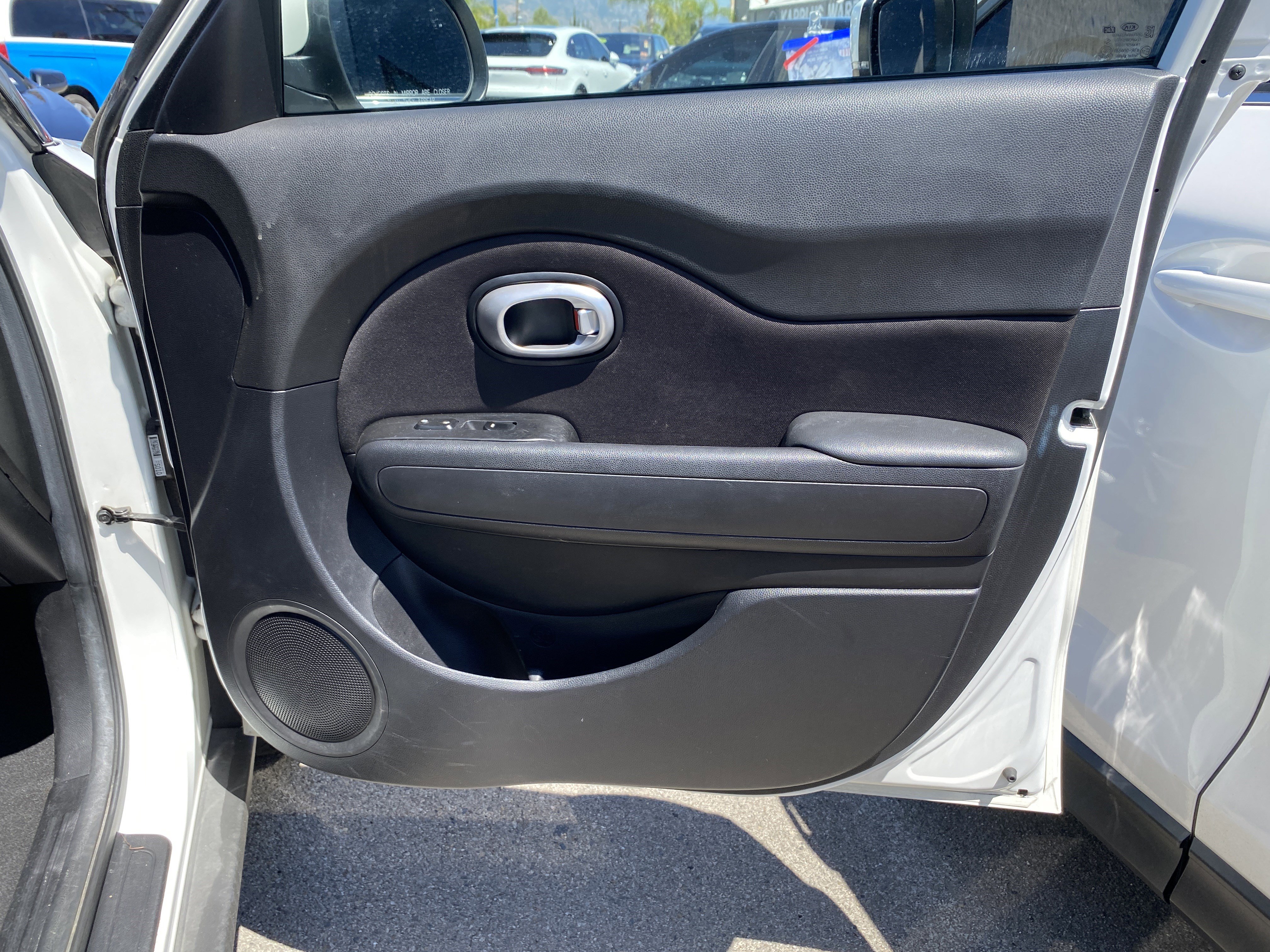 Used 2016 Kia Soul image 23