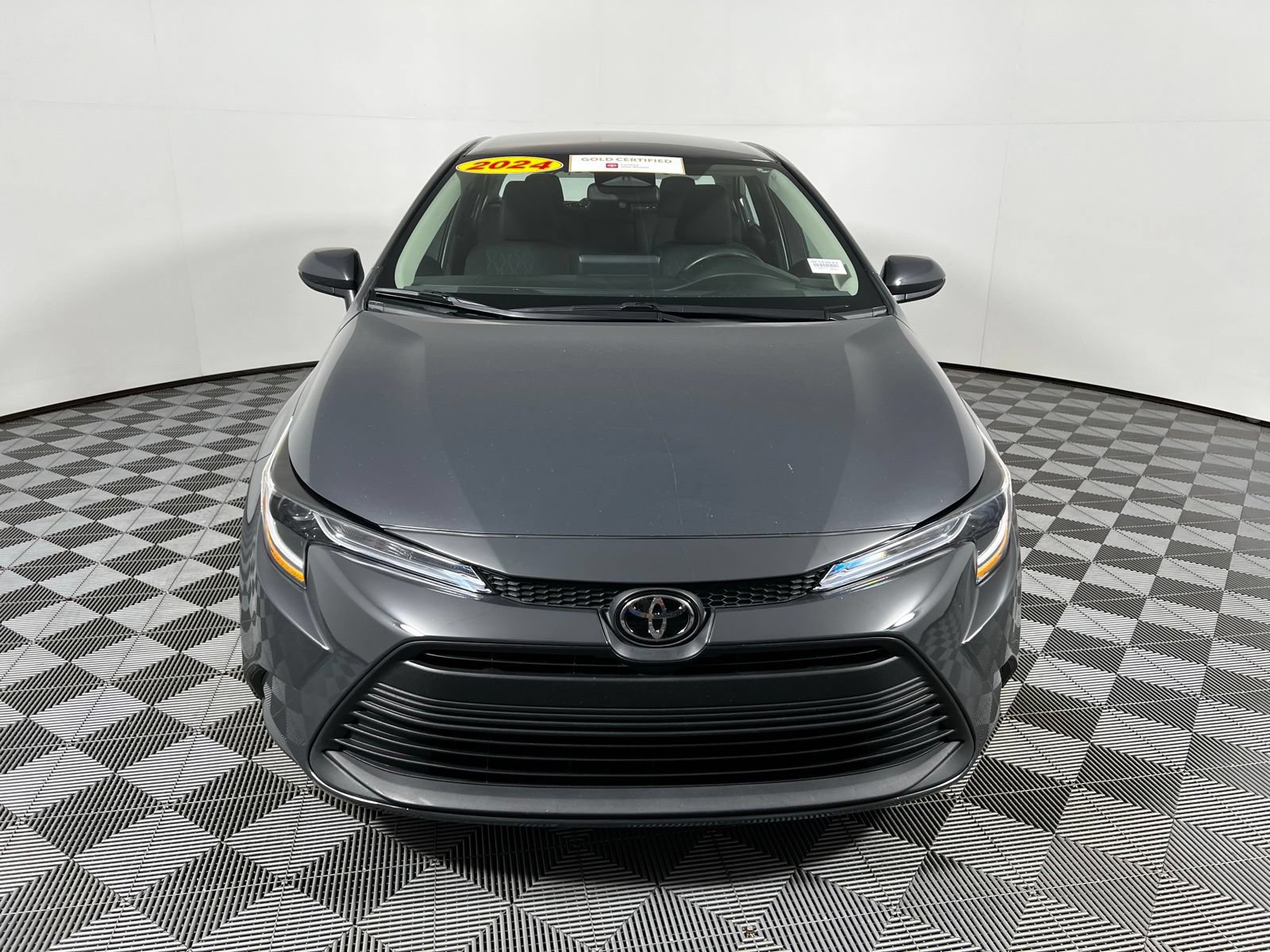 Certified 2024 Toyota Corolla LE FWD image 2