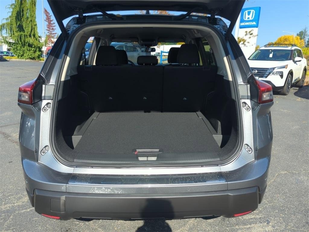 New 2026 Nissan Rogue SV image 24