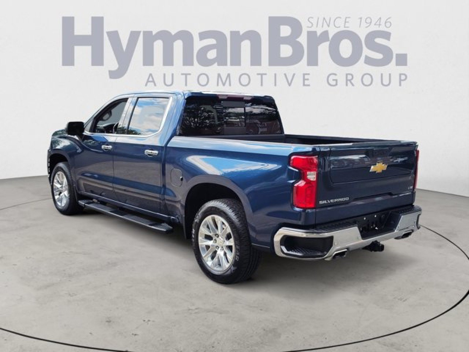 Used 2021 Chevrolet Silverado 1500 LTZ AWD/4WD image 5