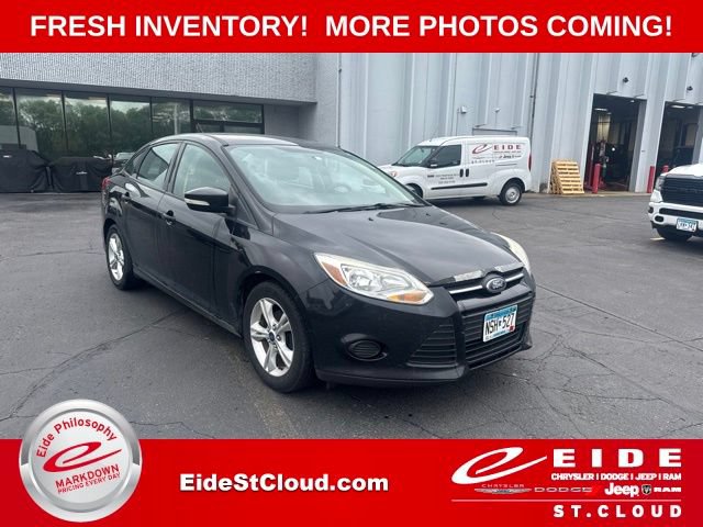 Used 2014 Ford Focus SE w/ SE Winter Package