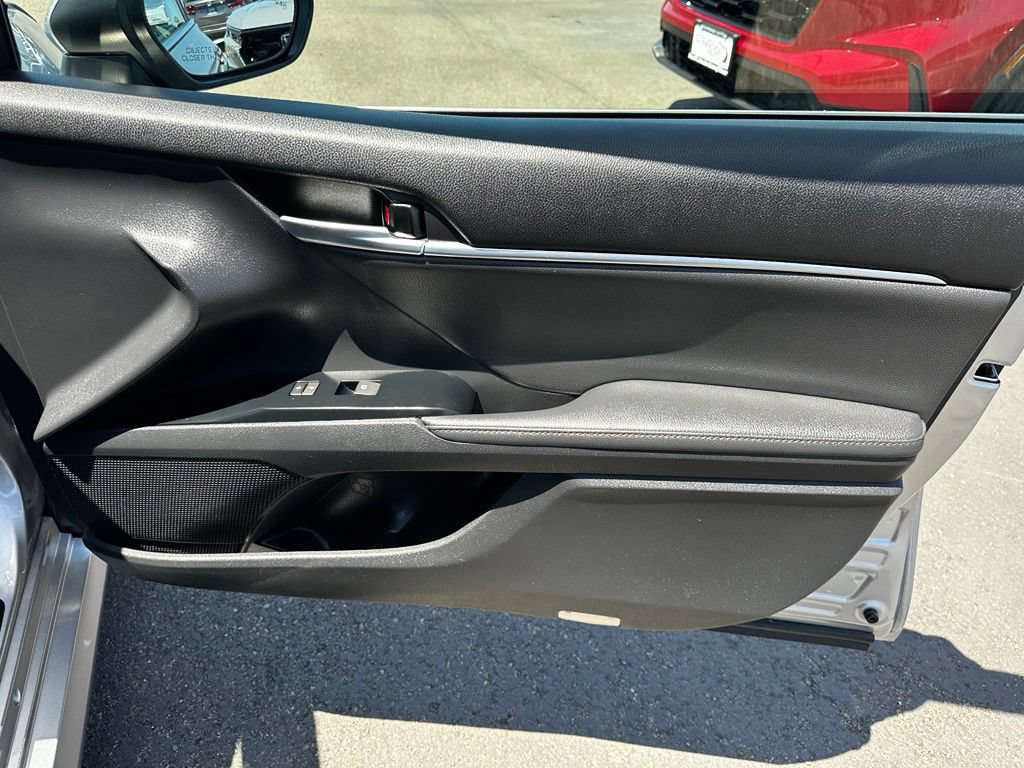 Used 2019 Toyota Camry XLE w/ Driver Assist Package FWD image 13