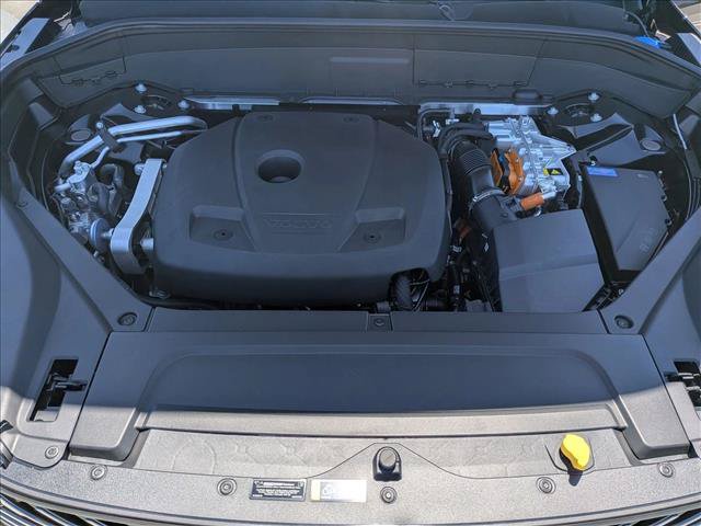 New 2026 Volvo XC90 T8 Plus w/ Protection Package AWD/4WD image 19