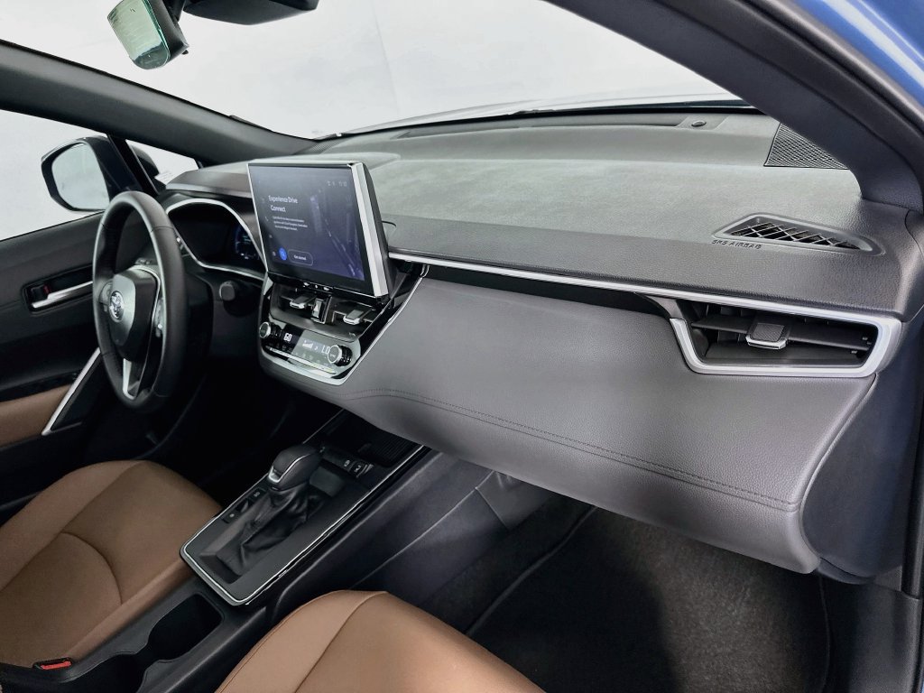 Certified 2026 Toyota Corolla Cross XLE w/ Convenience Package FWD image 30