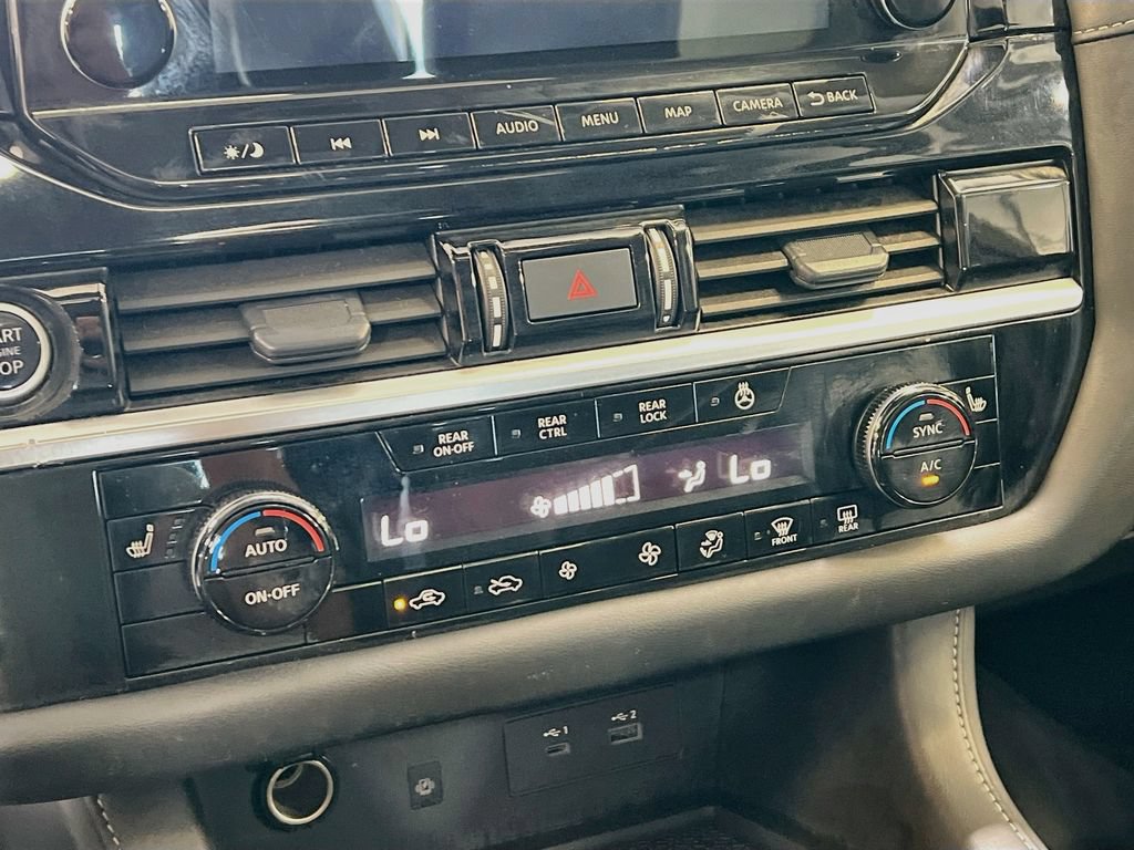 Used 2024 Nissan Pathfinder SL w/ SL Premium Package FWD image 15
