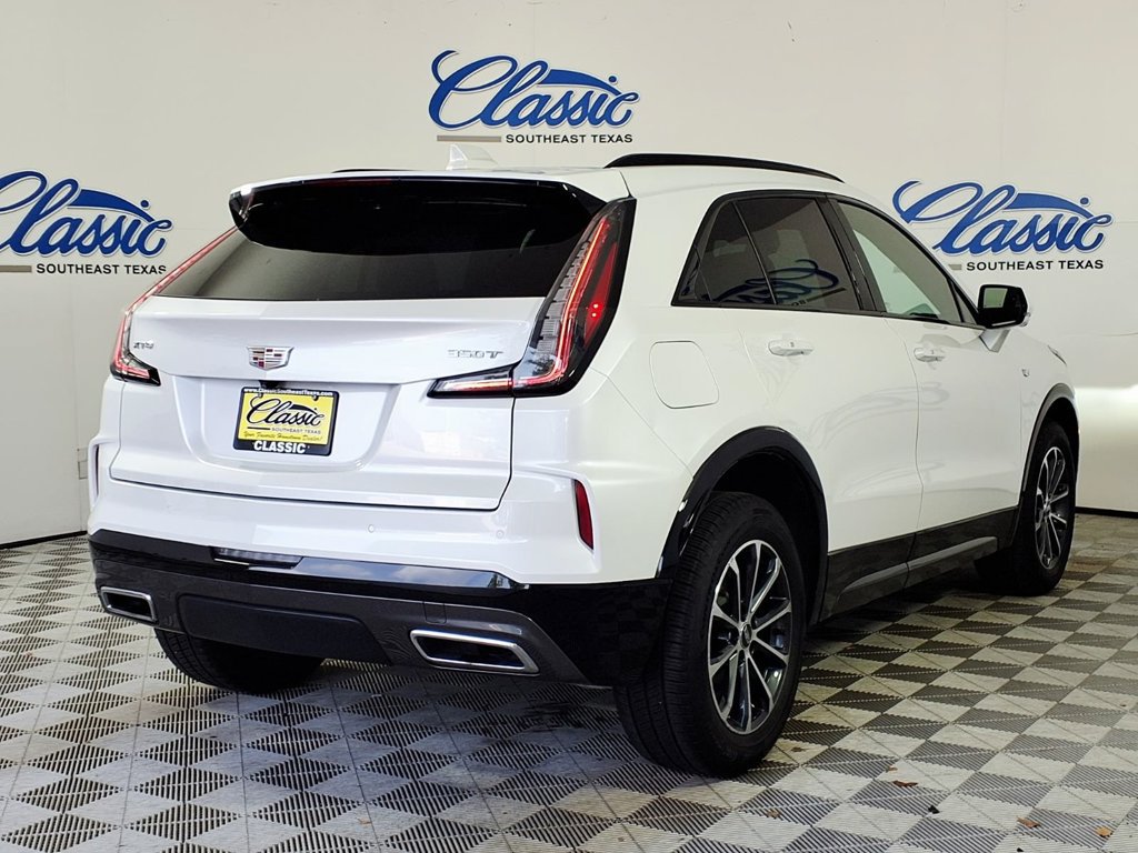 Used 2025 Cadillac XT4 Sport FWD image 6