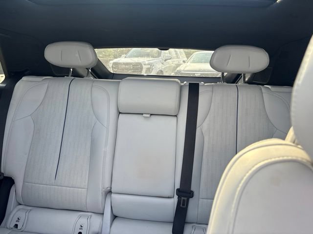 Used 2024 Cadillac Lyriq Luxury RWD image 4