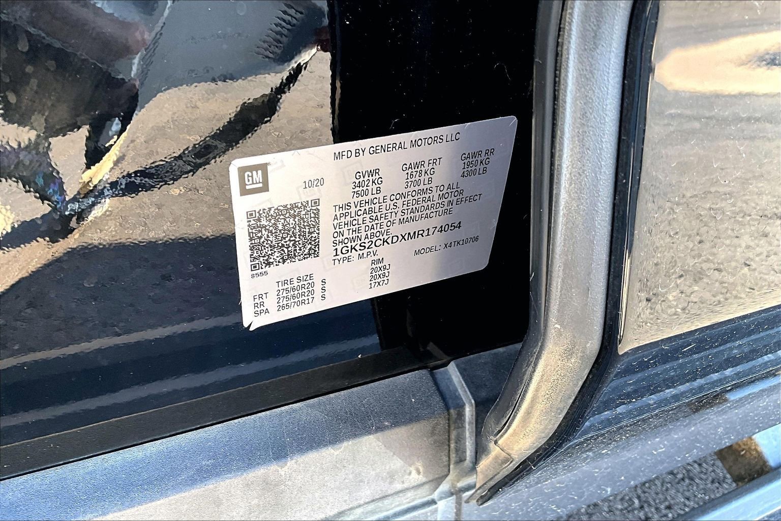 Used 2021 GMC Yukon AT4 w/ AT4 Premium Plus Package image 36