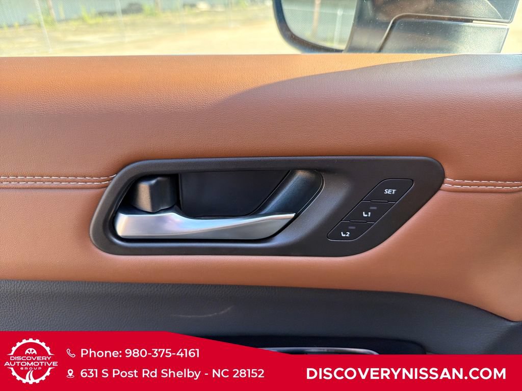 New 2026 Nissan Pathfinder Platinum w/ Cargo Package AWD/4WD image 11