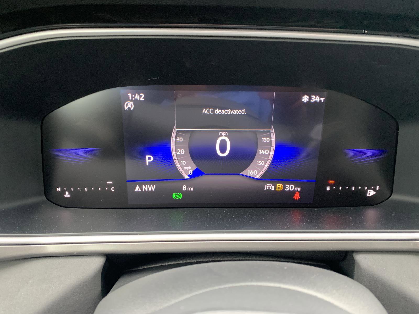 Used 2025 Volkswagen Taos SE w/ Taos Adventure Package (SXB) image 32