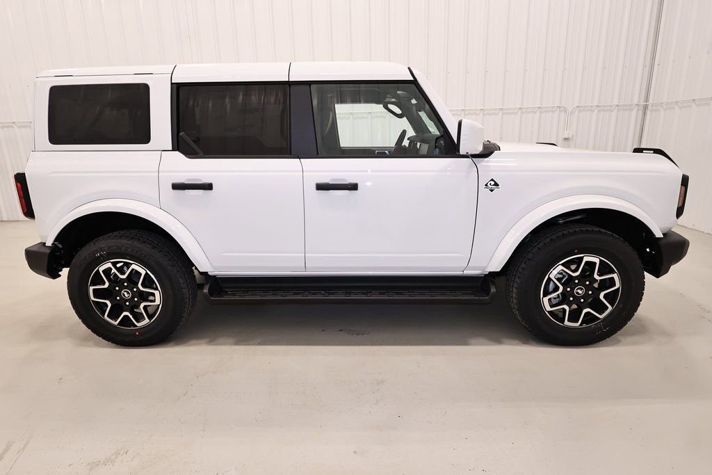 New 2026 Ford Bronco Outer Banks image 2