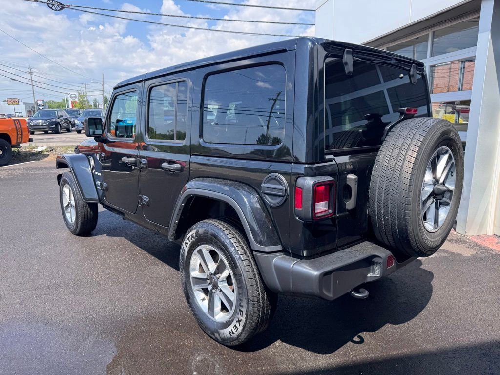 Used 2023 Jeep Wrangler Unlimited Sahara AWD/4WD image 3