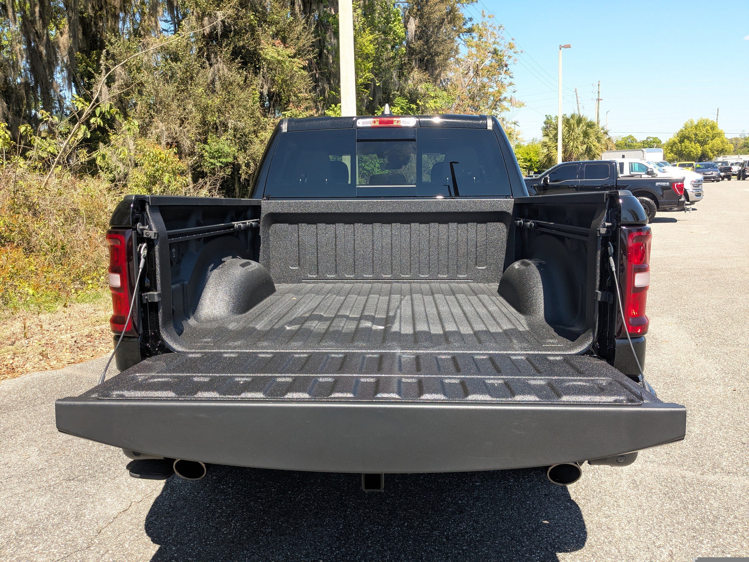 New 2026 RAM 1500 Express image 12