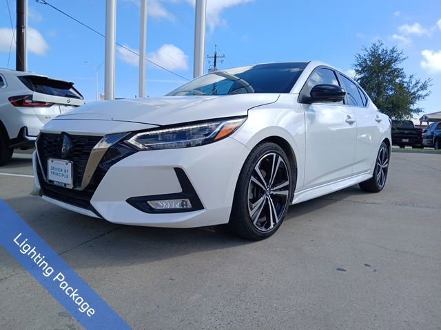 Used 2022 Nissan Sentra SR w/ Lighting Package image 3