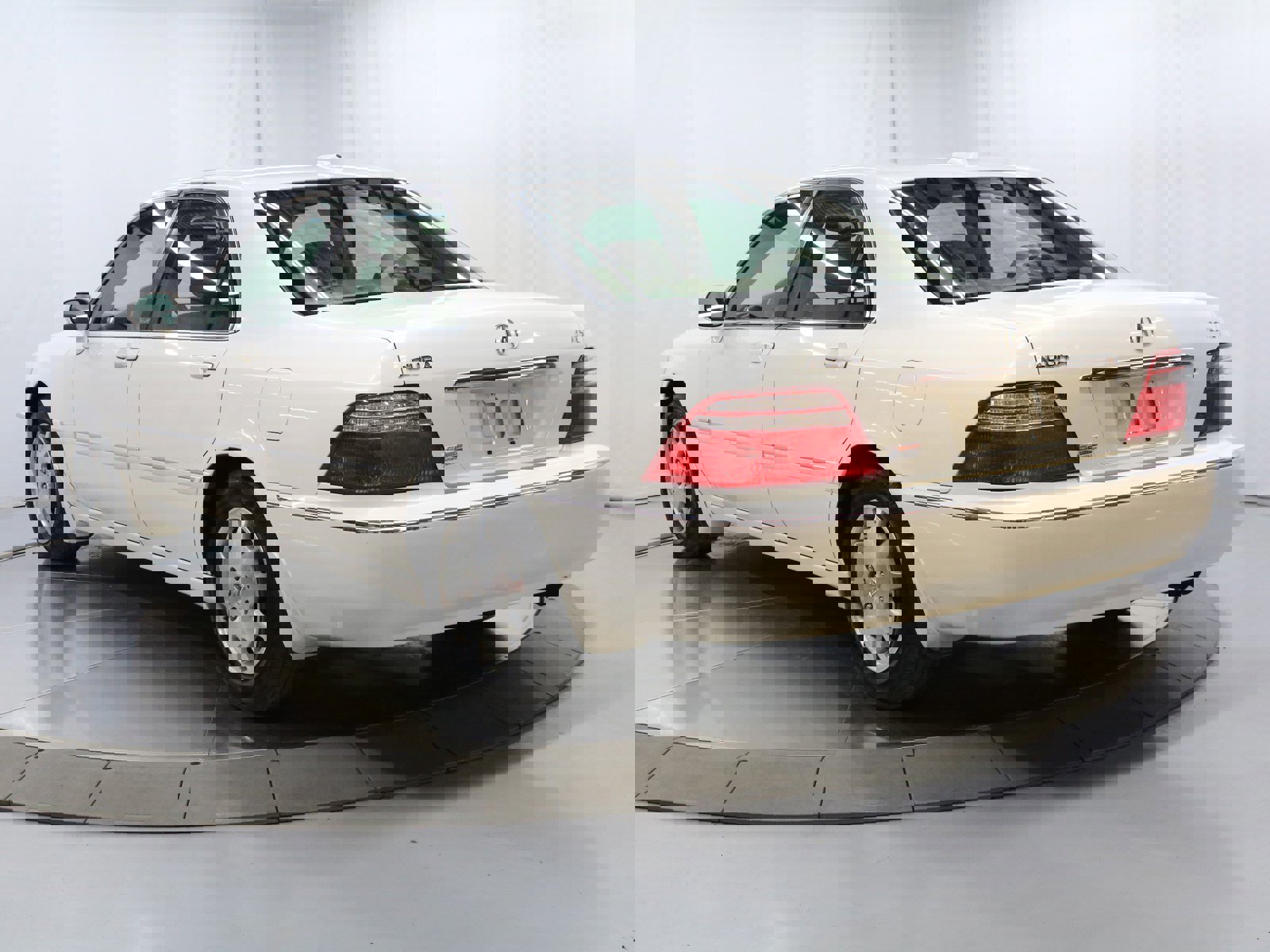 Used 2004 Acura RL w/Navigation System image 5