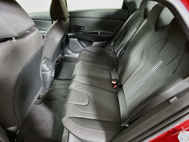 Certified 2025 Hyundai Elantra Sport FWD image 25
