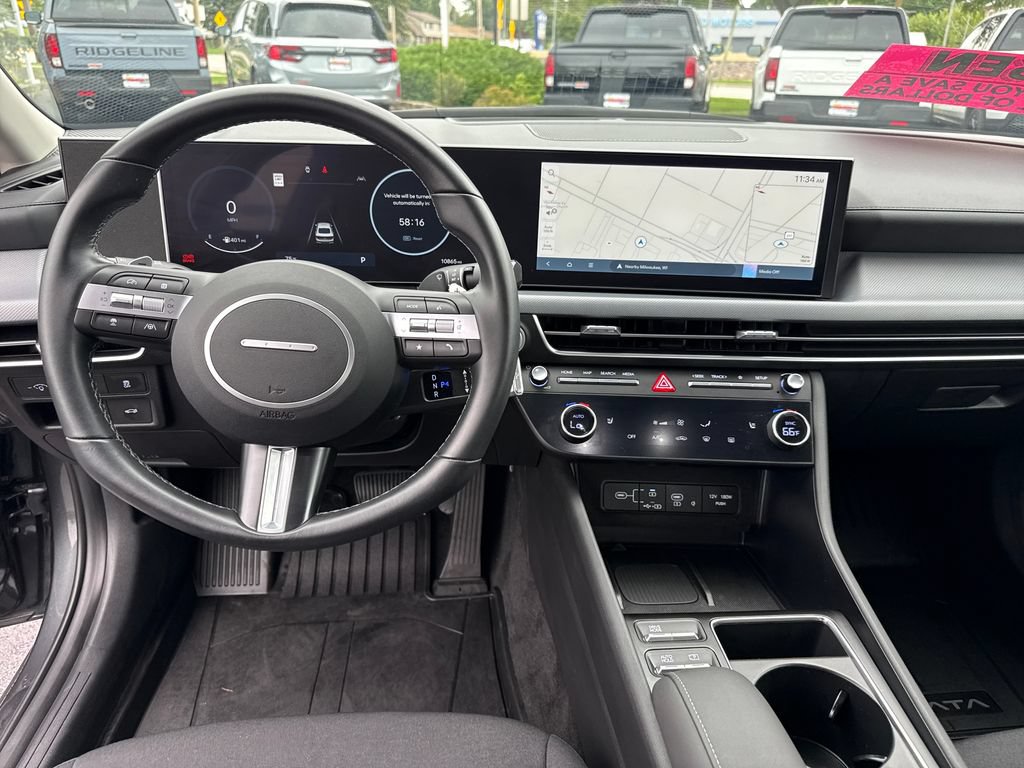 Used 2025 Hyundai Sonata SEL FWD image 23