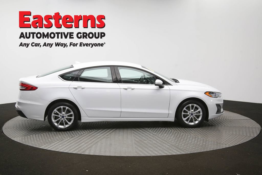 Used 2020 Ford Fusion SE FWD image 43