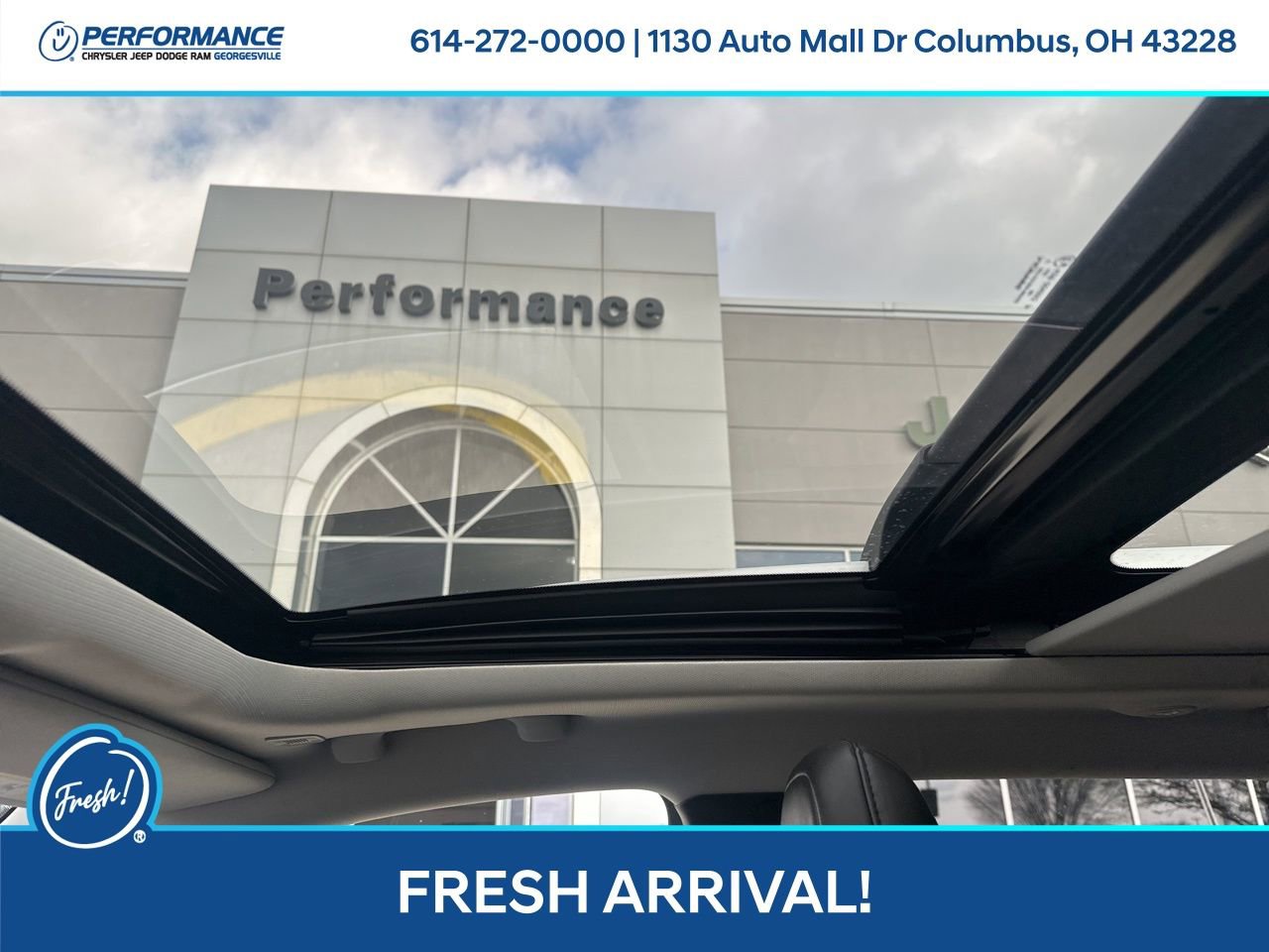 Used 2019 Jeep Cherokee Limited image 25