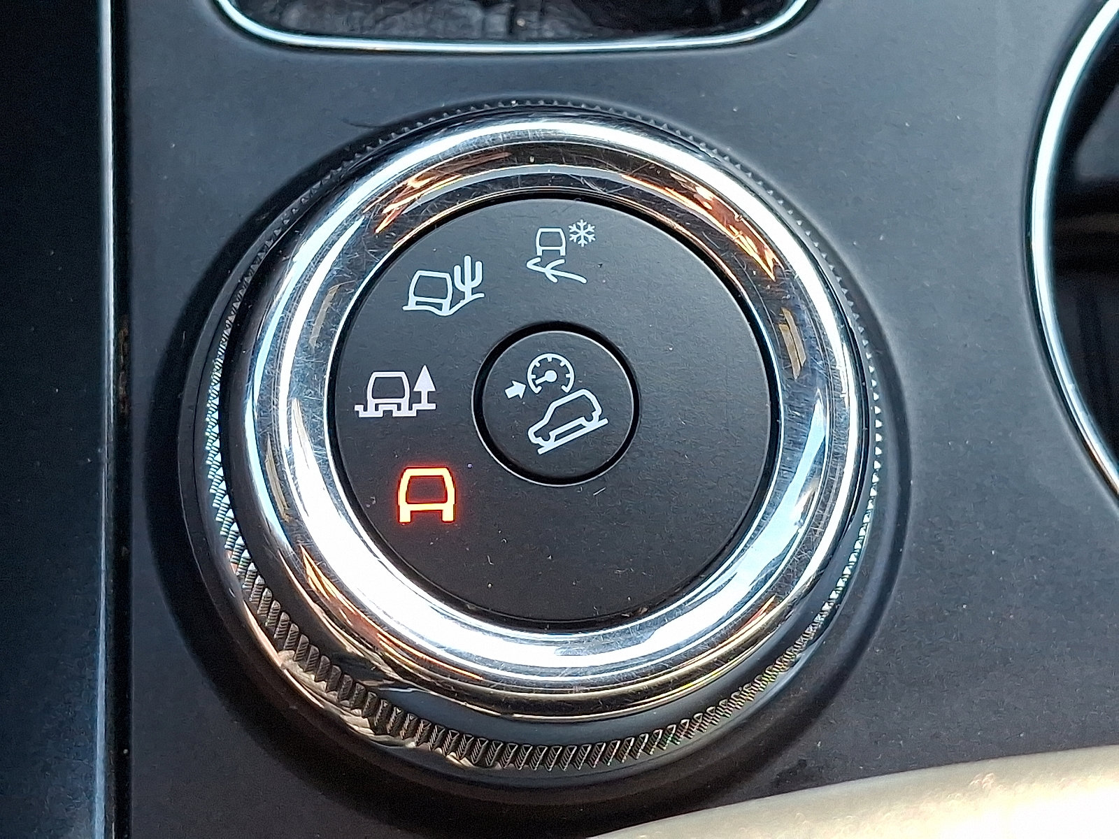 Certified 2018 Ford Explorer Platinum image 26