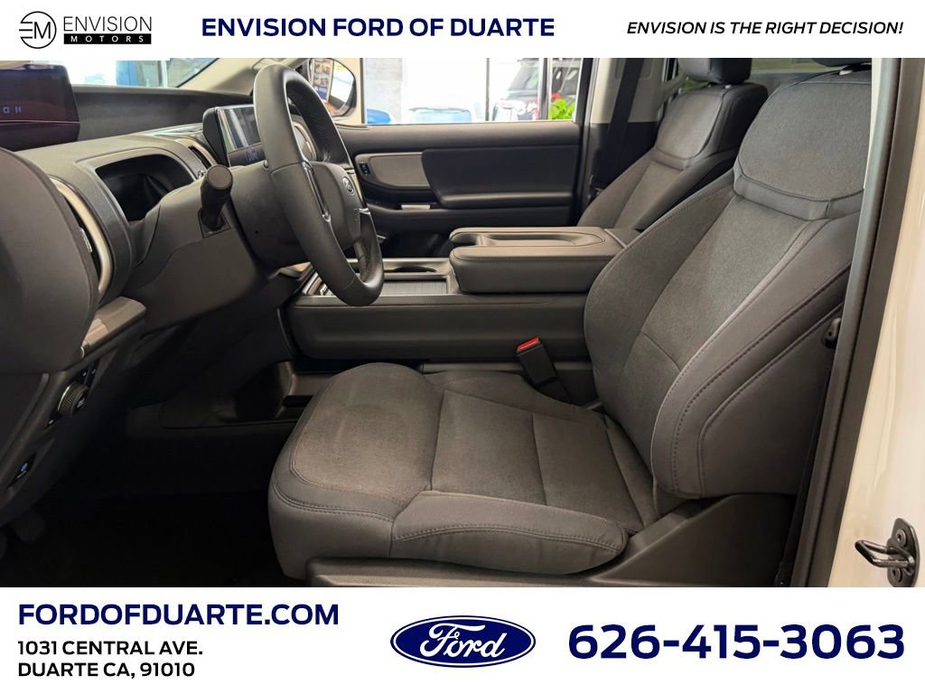 New 2025 Ford Expedition Max Active image 16