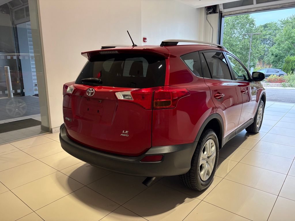Used 2015 Toyota RAV4 LE AWD/4WD image 5